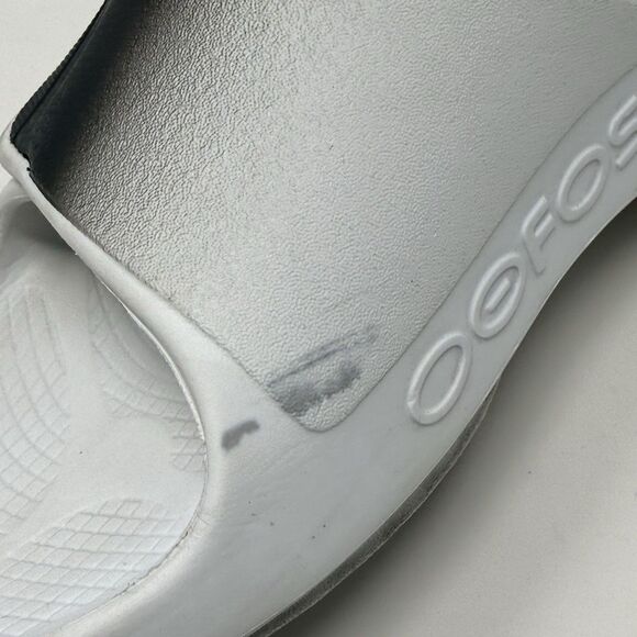 Oofos Ooahh Sport Flex Recovery Slide Sandals Mens 10 White Black Comfort main image 6